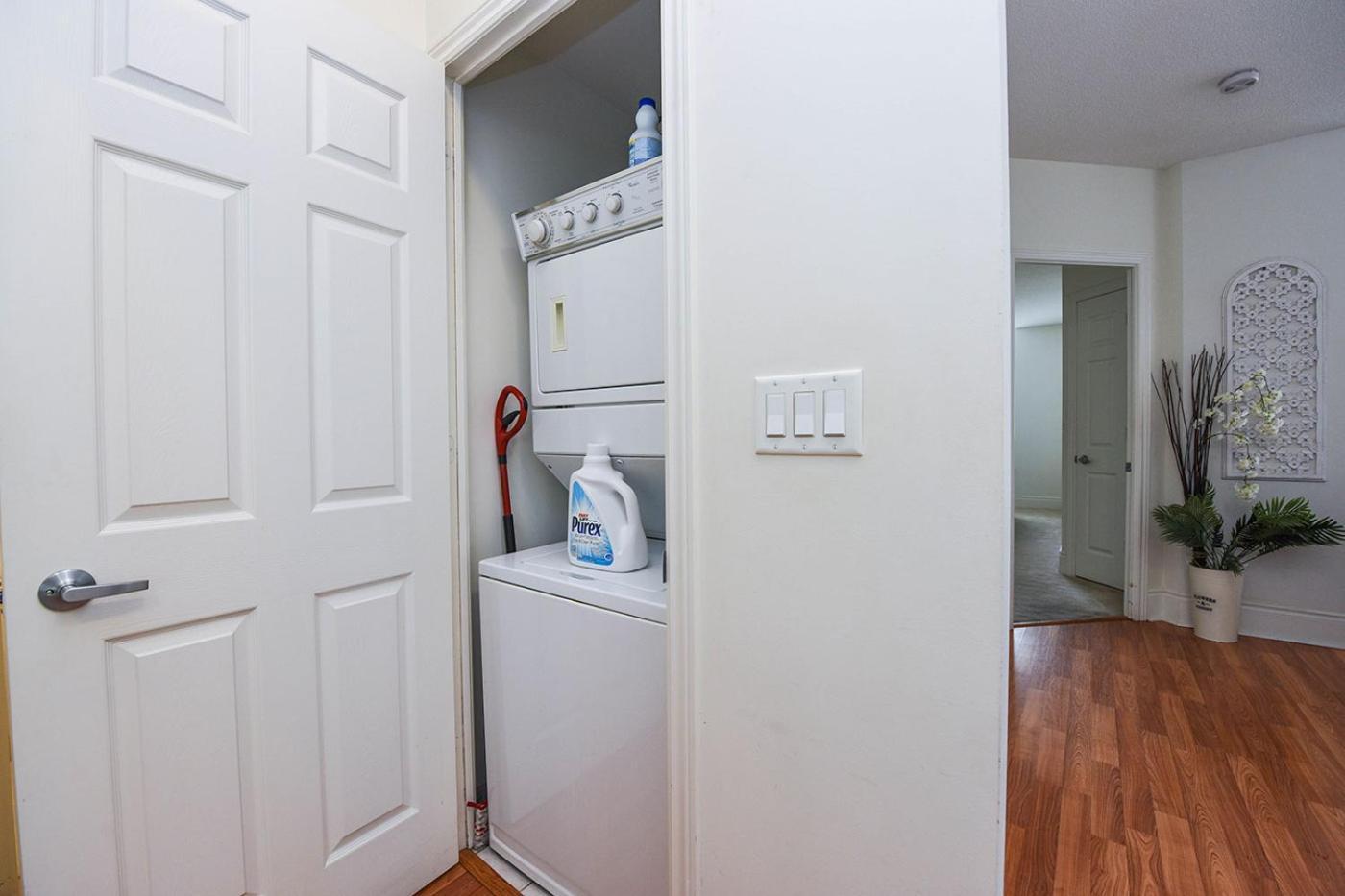Amazing 2br & 2bth - Near Square One Mall Mississauga