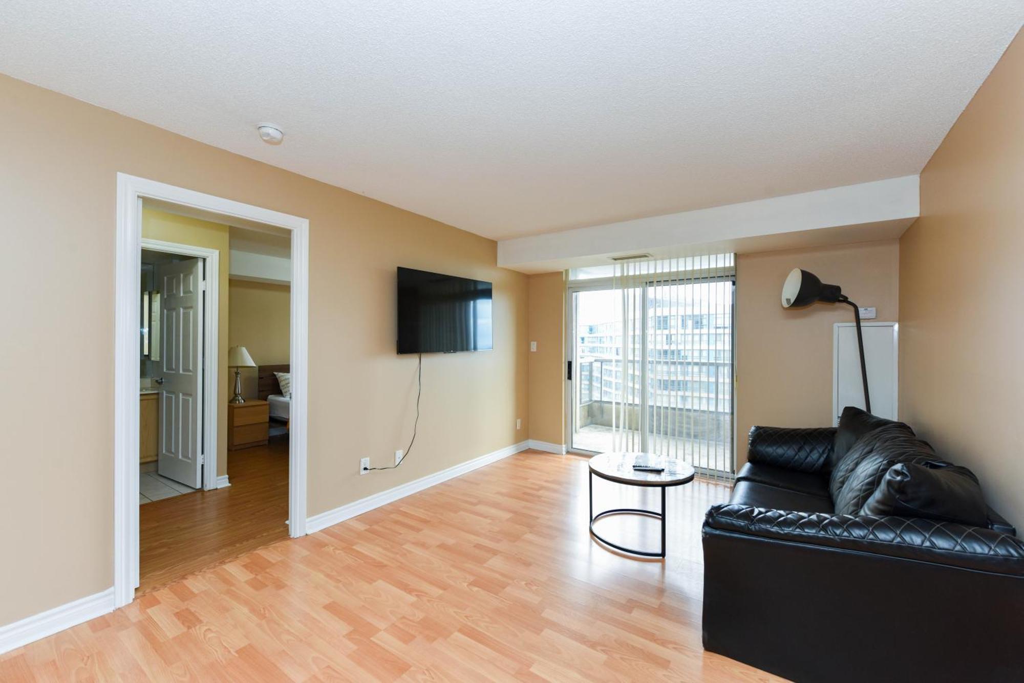 Amazing 2br & 2bth - Near Square One Mall Mississauga