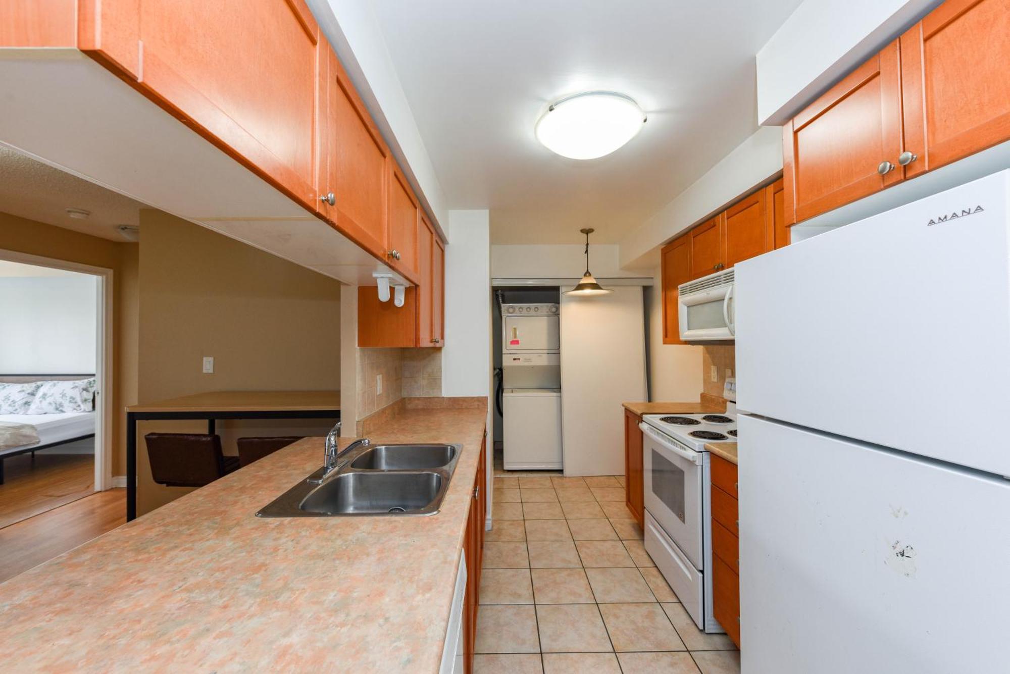 Amazing 2br & 2bth - Near Square One Mall * Mississauga