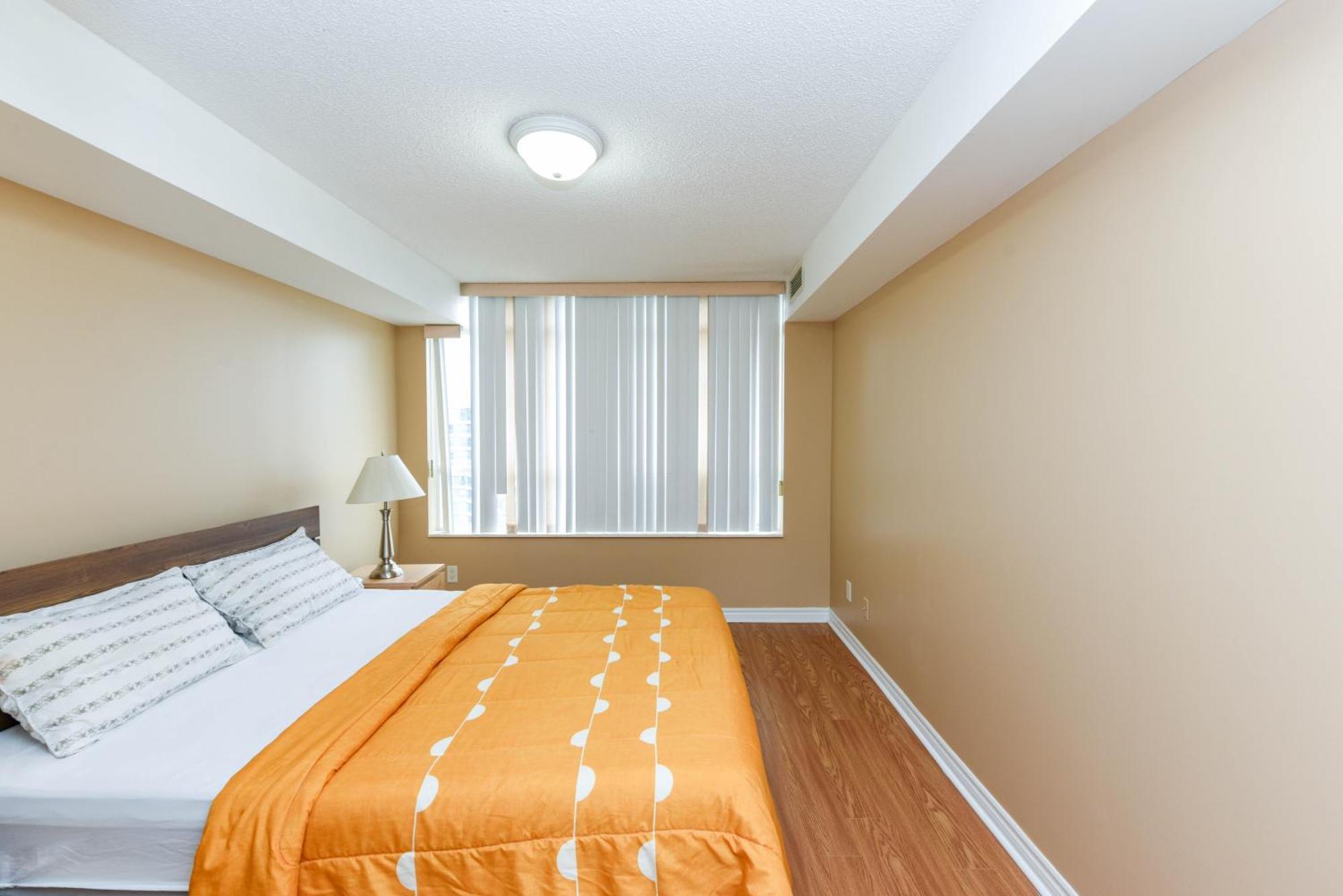 Amazing 2br & 2bth - Near Square One Mall Mississauga