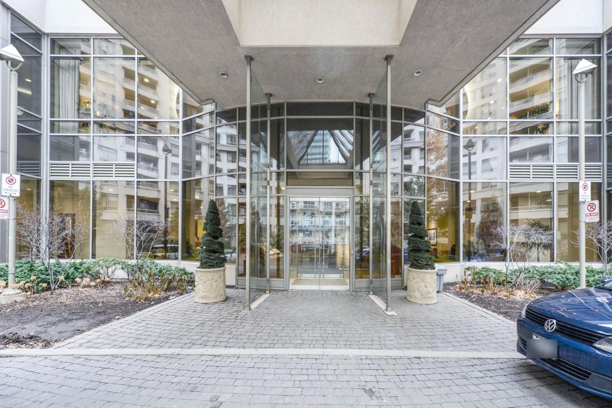 Amazing 2br & 2bth - Near Square One Mall Mississauga